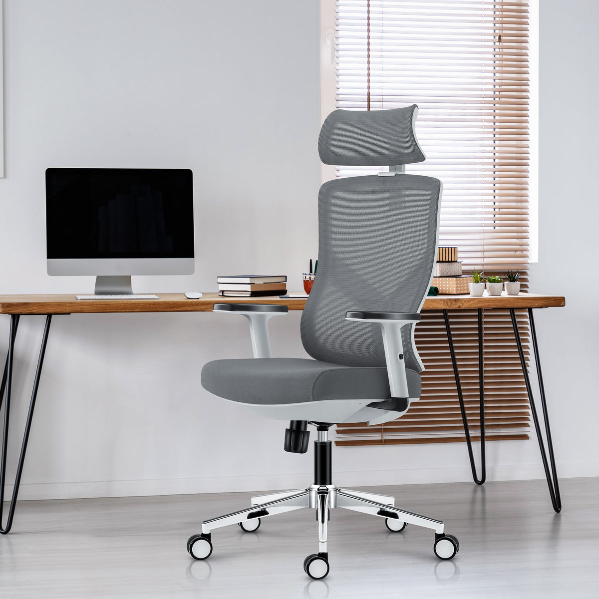 Mark Adler Manager 3.3 White Ergonomic Armchair