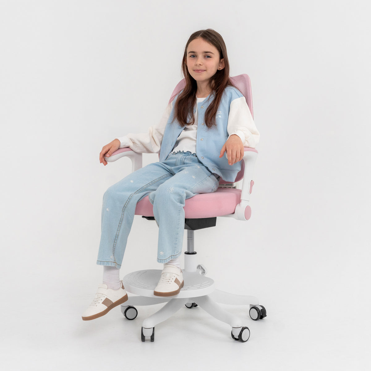 Mark Adler Junior 5.3 Pink children’s swivel chair