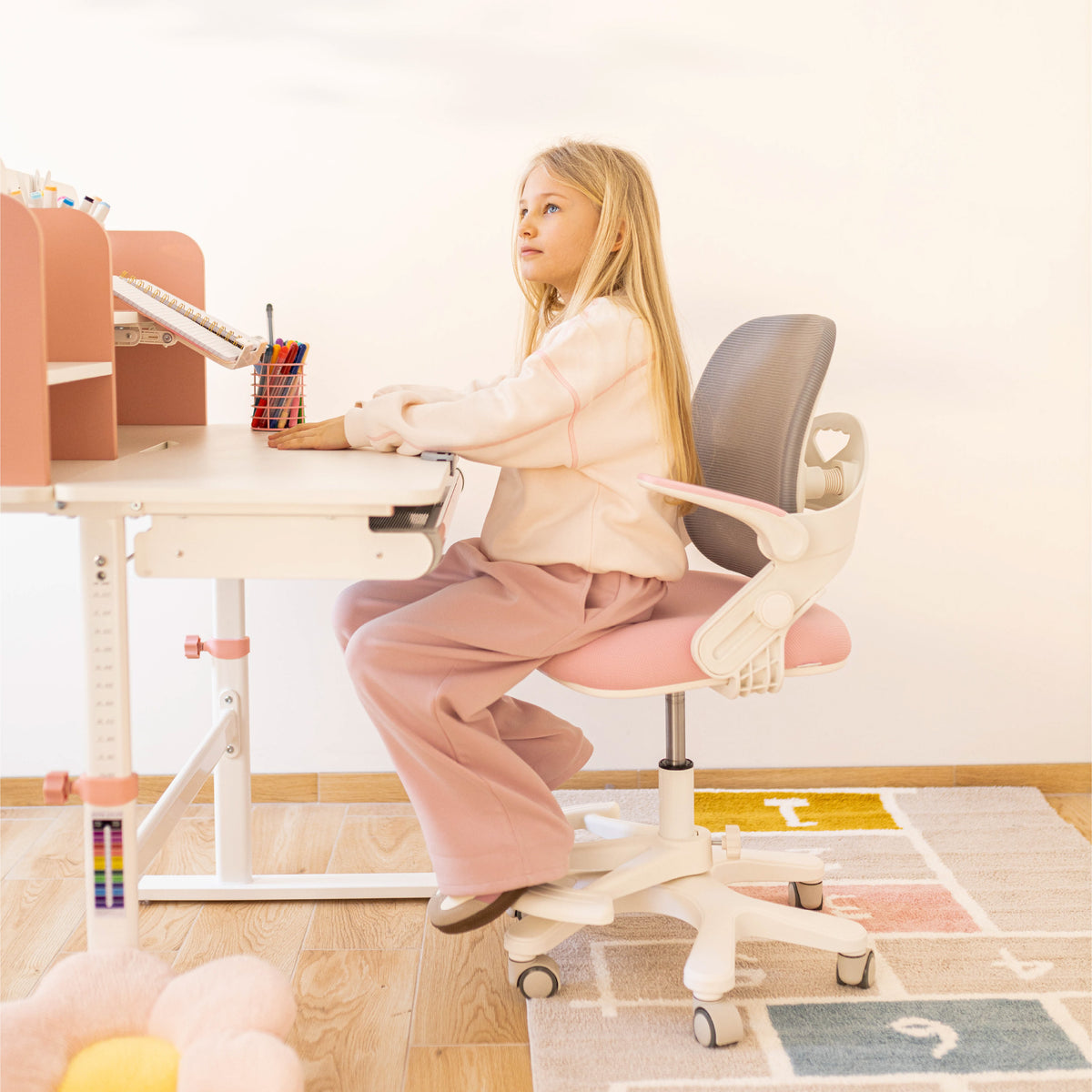 Mark Adler Study 5.0 Pink 90 cm Ergonomic Children’s Desk