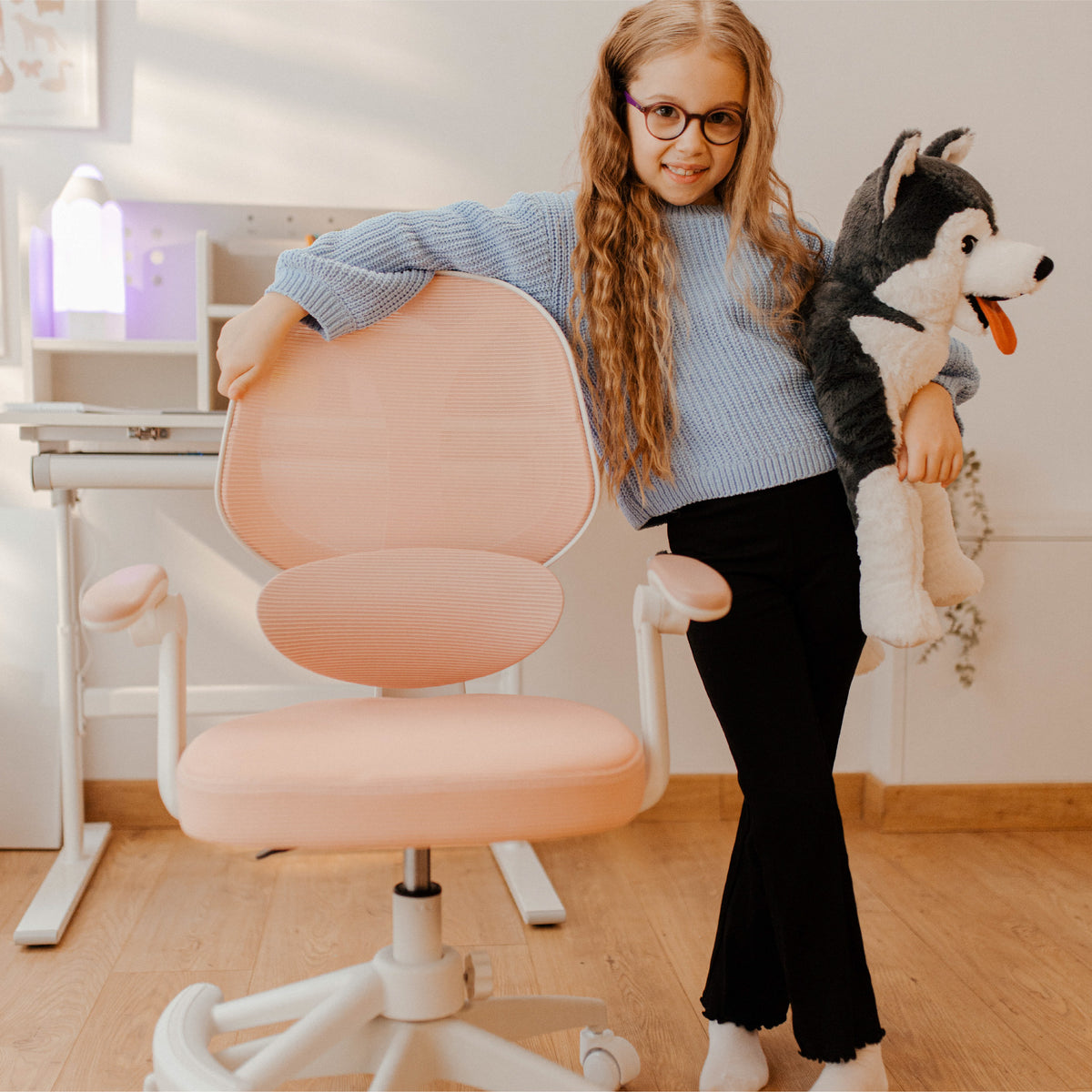 Mark Adler Junior 4.5 Pink children’s desk chair
