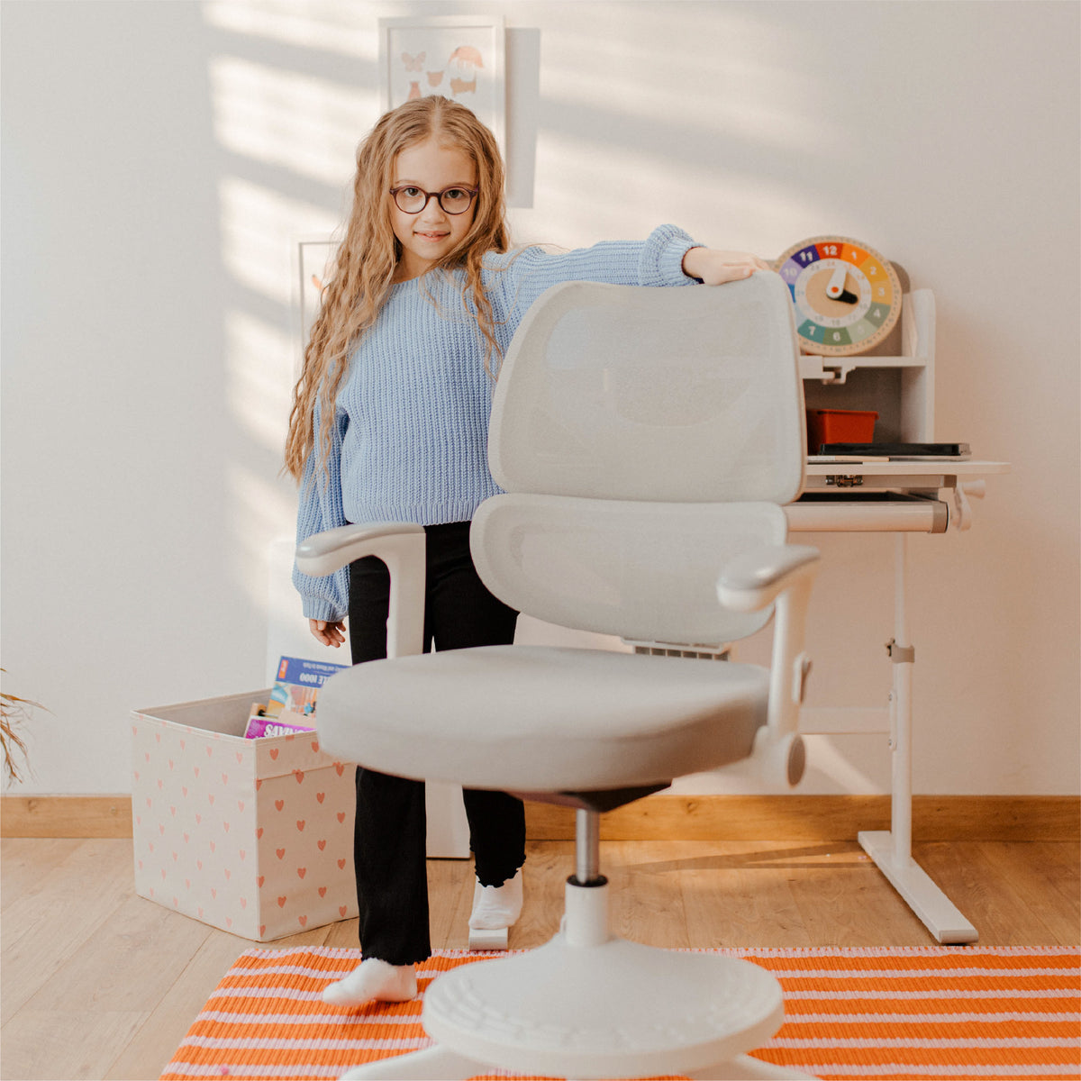 Mark Adler Junior 5.3 Grey children’s swivel chair