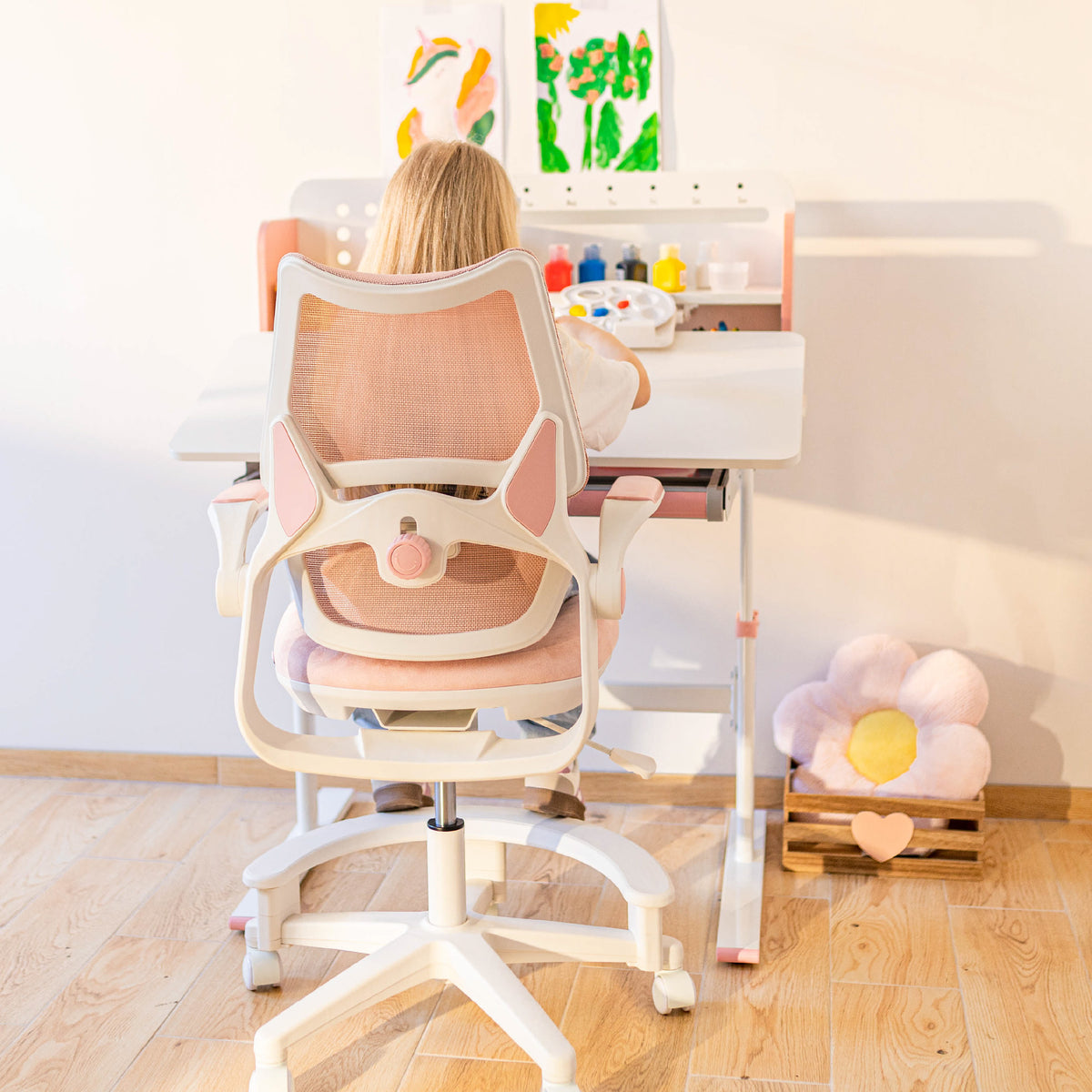Mark Adler Junior 5.7 Pink children’s desk chair