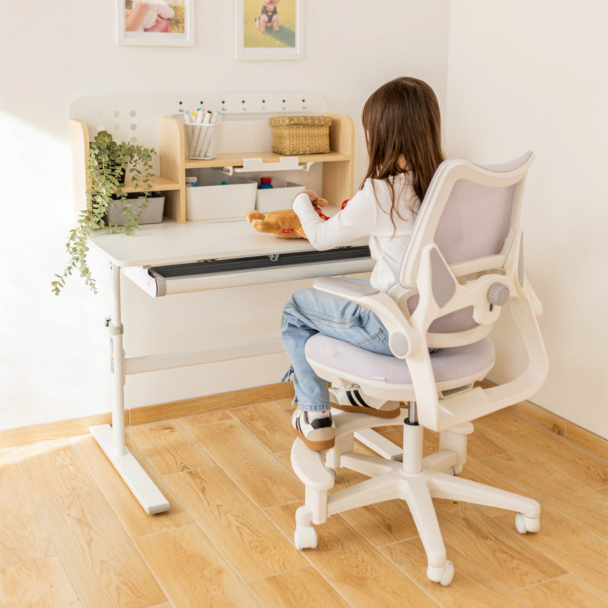 Mark Adler Junior 5.7 Purple children’s desk chair
