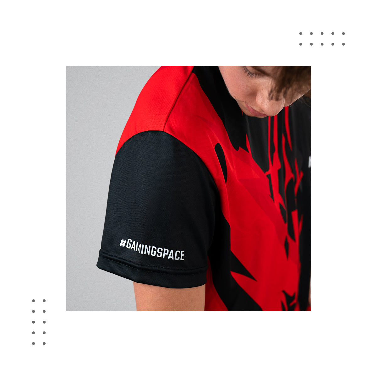 Huzaro player’s shirt — add a new artefact to your collection!
