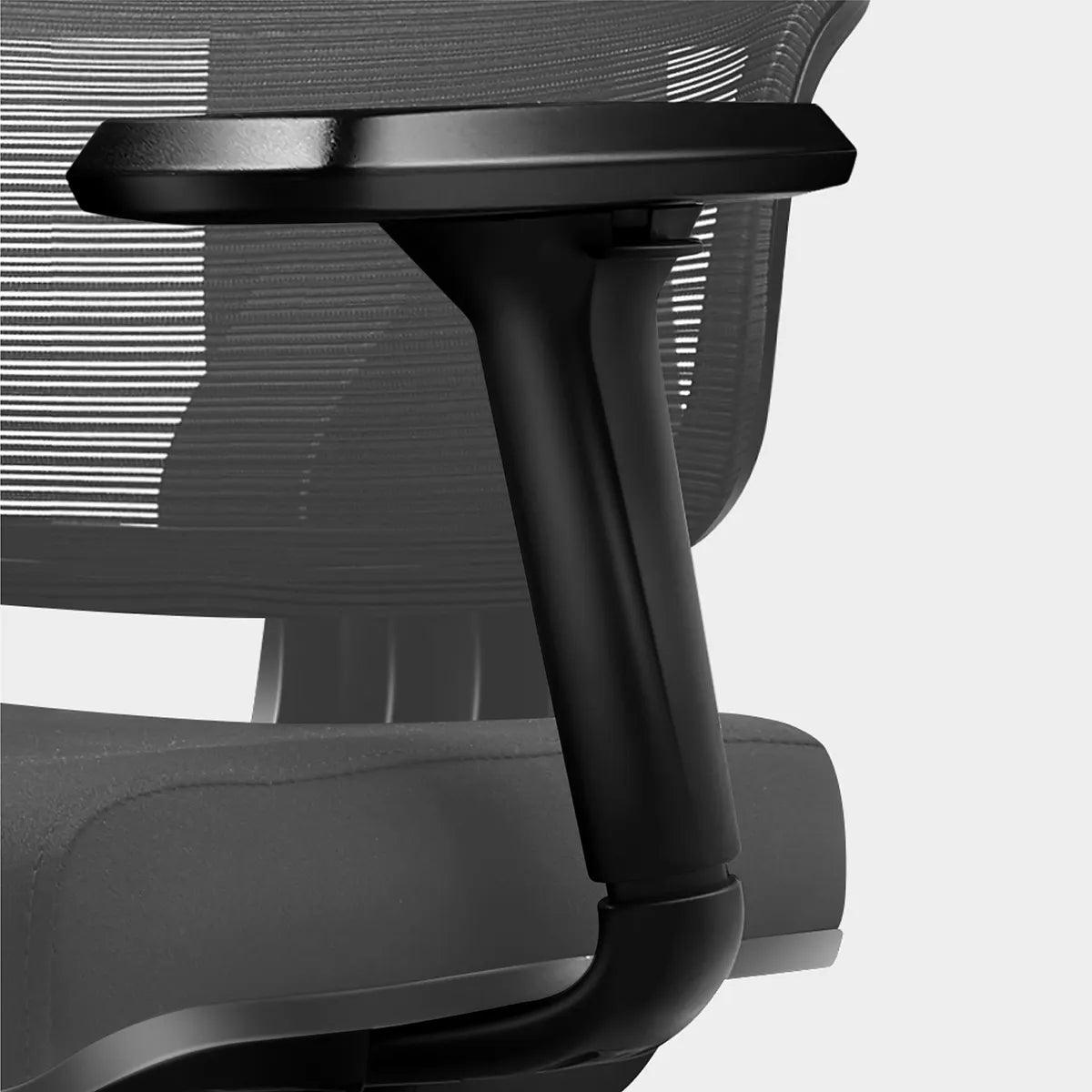 3D-adjustable armrests